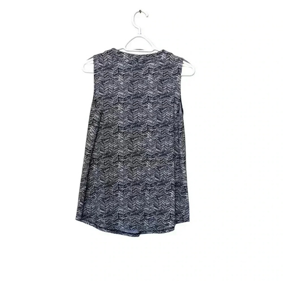 Clientele tunic w decorative metal fastener - Picture 2 of 5